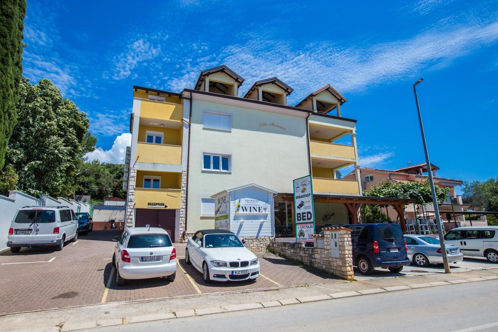 Villa Monsena Ровінь Екстер'єр фото