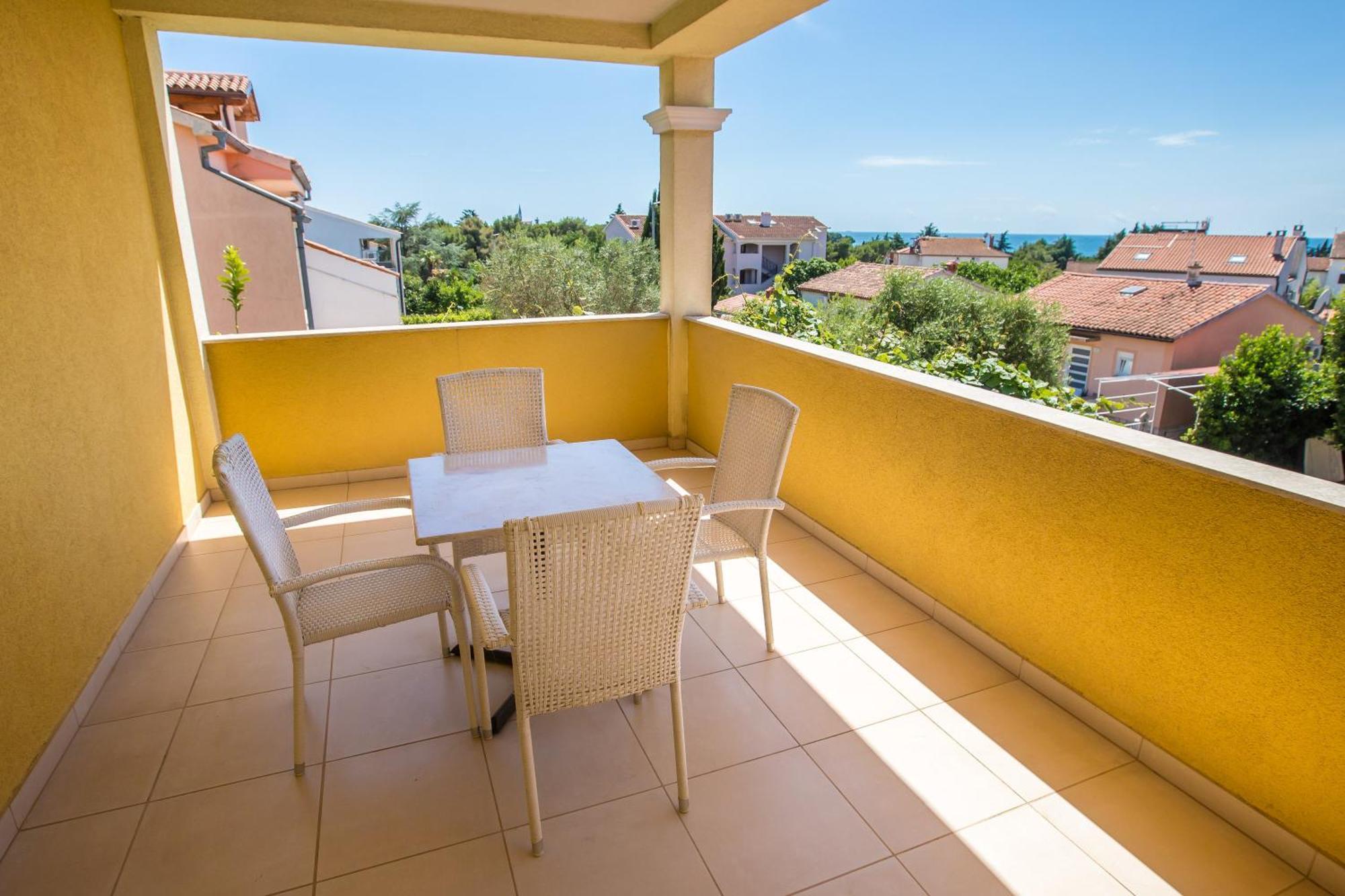 Villa Monsena Ровінь Екстер'єр фото